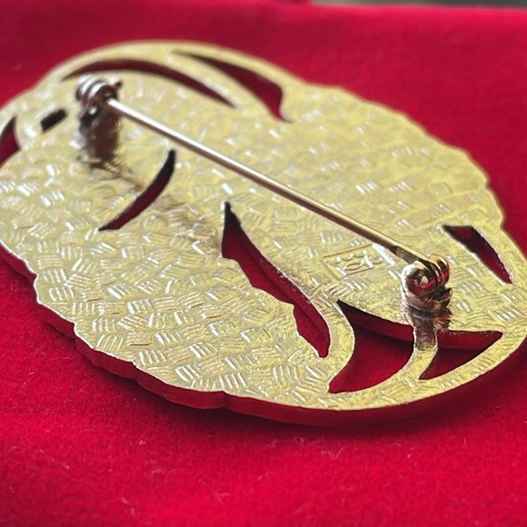 Brooch - Picture 6 of 9